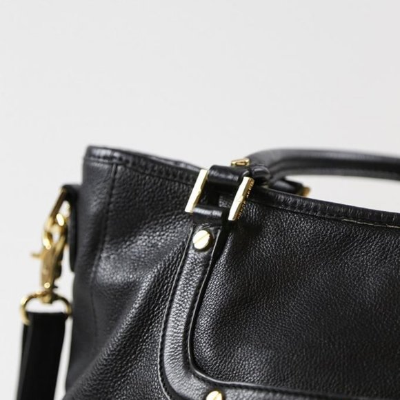 Tory Burch Amanda Hobo Bag - Picture 10 of 10